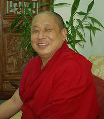 与噶举传承灌顶,亲近弥勒金刚总持(大司徒仁波切)为主的四大法子和